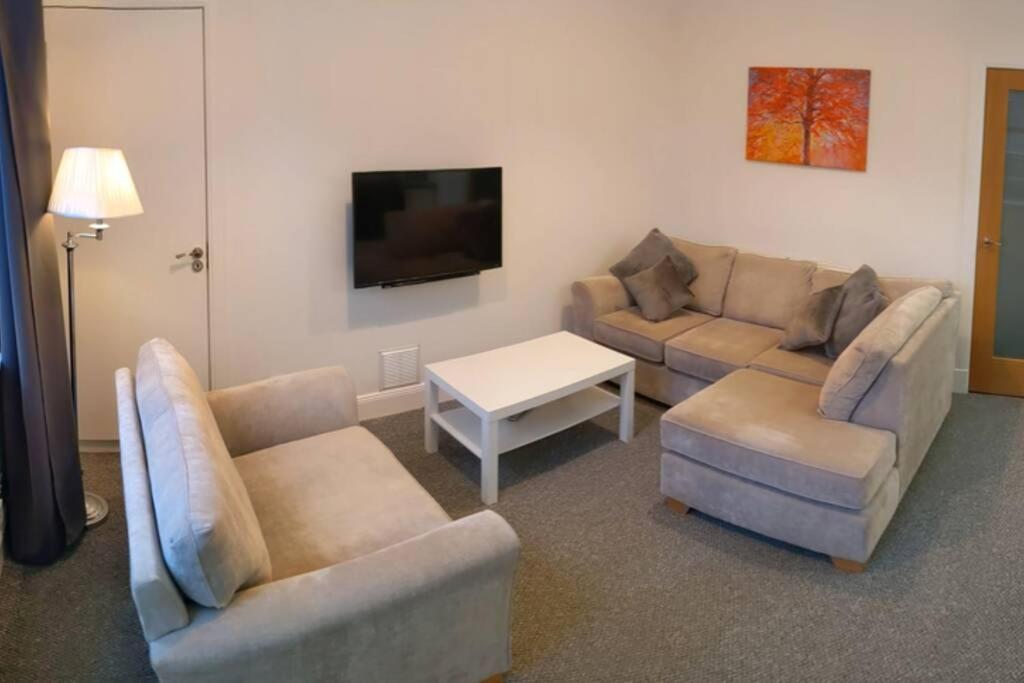 דנפרמליין Glenfinnan - Two Bedroom Apartment מראה חיצוני תמונה